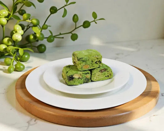 🍵 "Matcha Meow" Matcha Snowflake Crunch